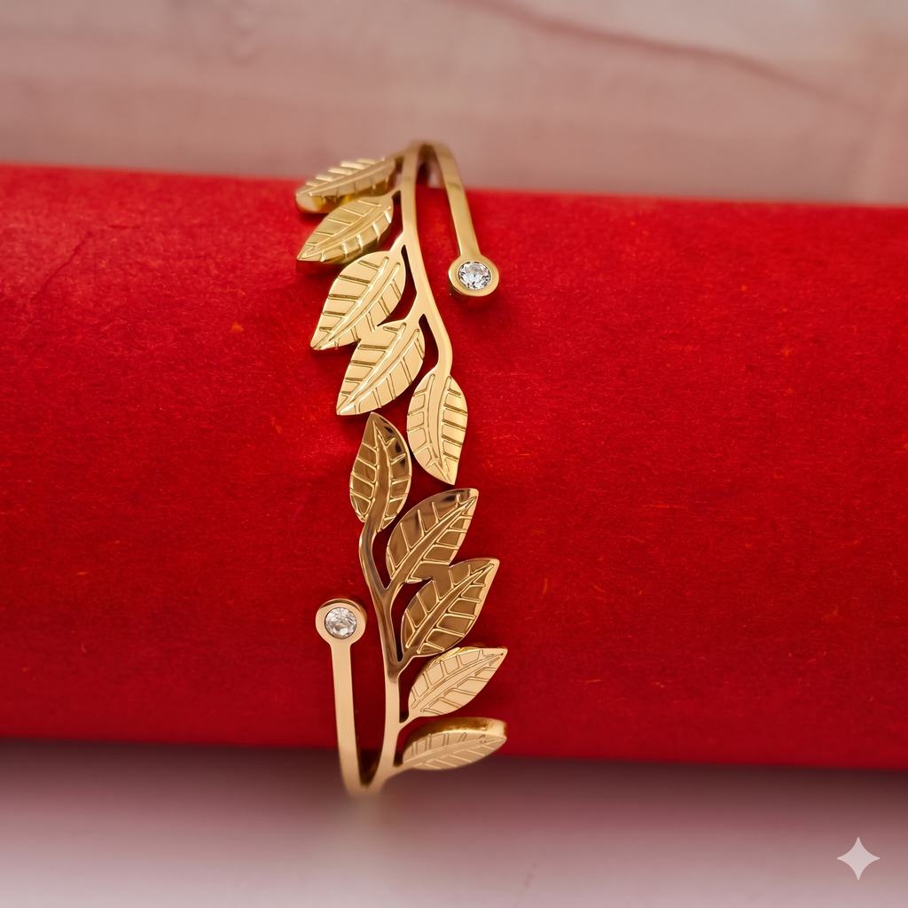 Golden Leaf Luxe Anti-Tarnish Openable Bracelet