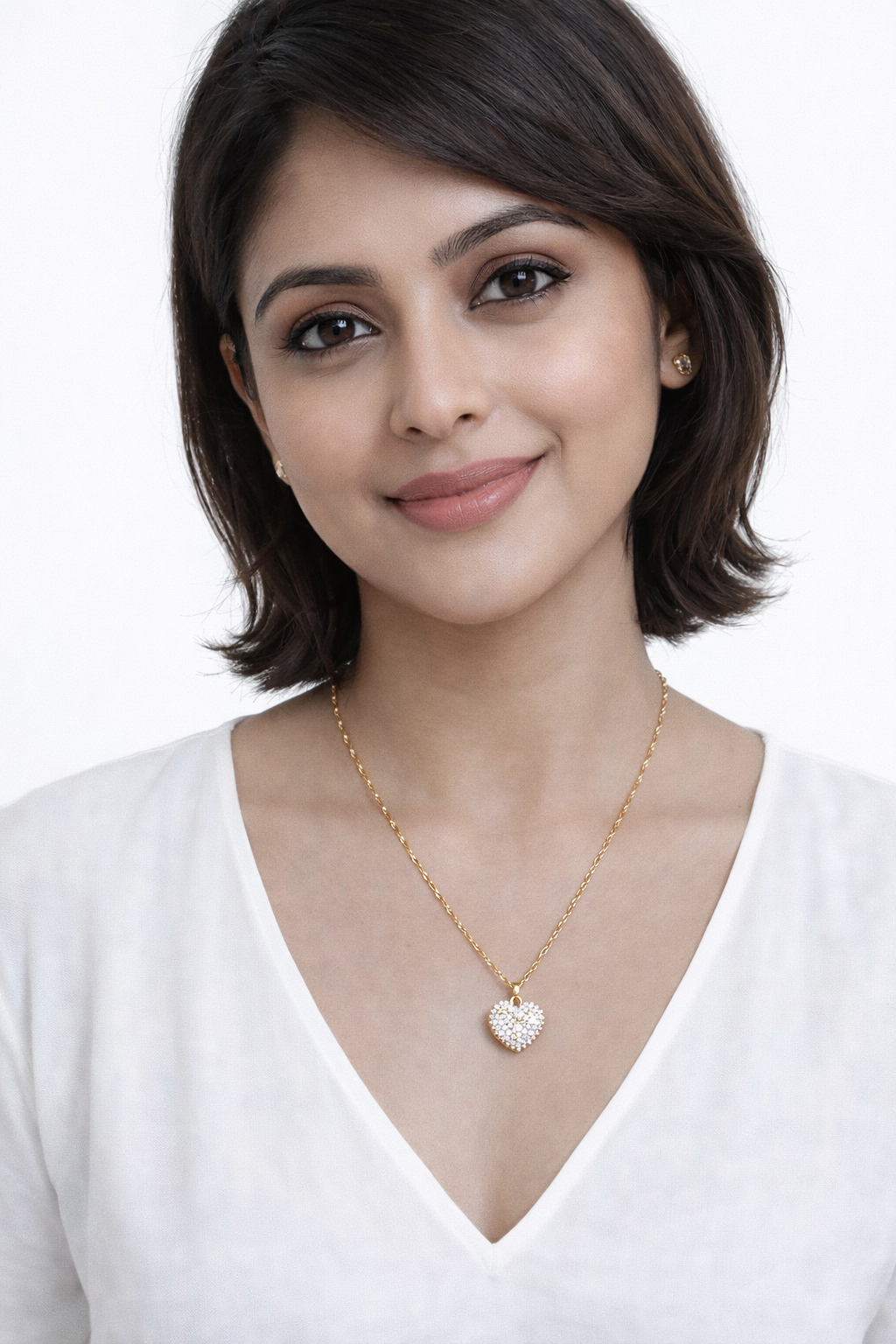 Elegant Gold-Toned Heart Crystal Pendant Necklace