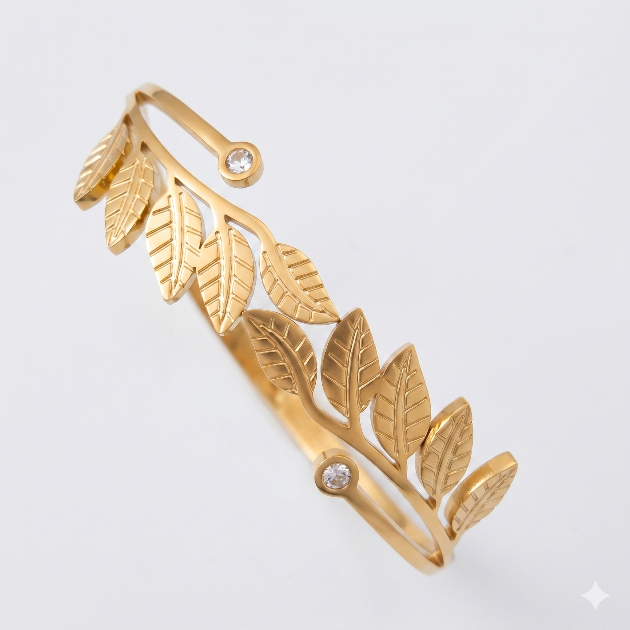 Golden Leaf Luxe Anti-Tarnish Openable Bracelet