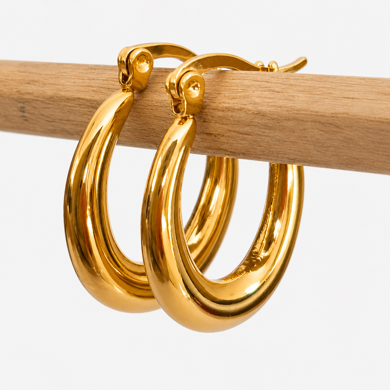 Aurelia Gold-Tone Oval Hoop Earrings