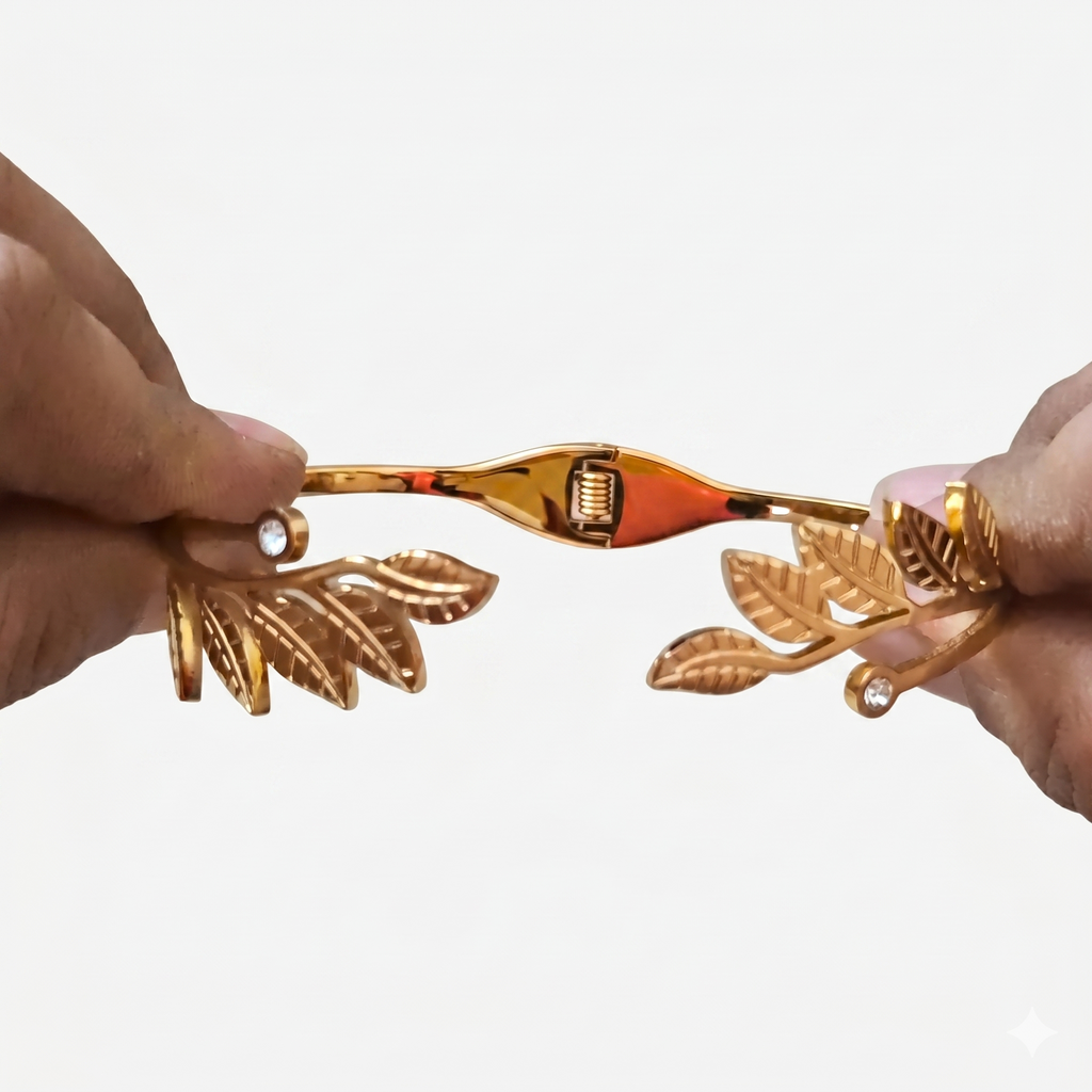 Golden Leaf Luxe Anti-Tarnish Openable Bracelet